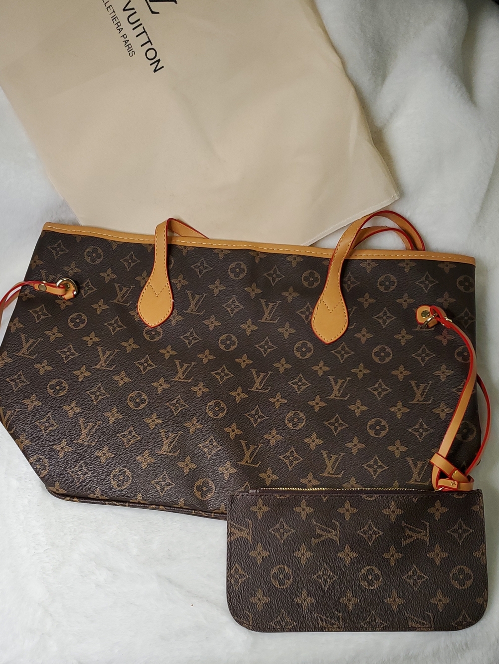 New Fashion* Bag Brown Monogram Canvas Tote with Tan Trim and Pouch - Picture 4 of 13